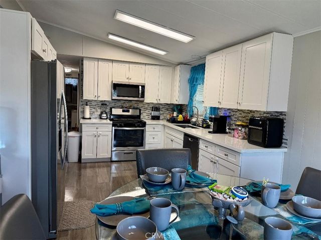 1456 E Philadelphia 154, Ontario, CA 91761
