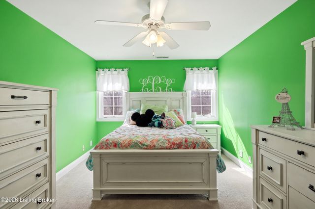 3512 Woodmont Park Ln, Louisville, KY 40245