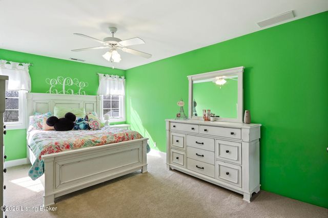 3512 Woodmont Park Ln, Louisville, KY 40245