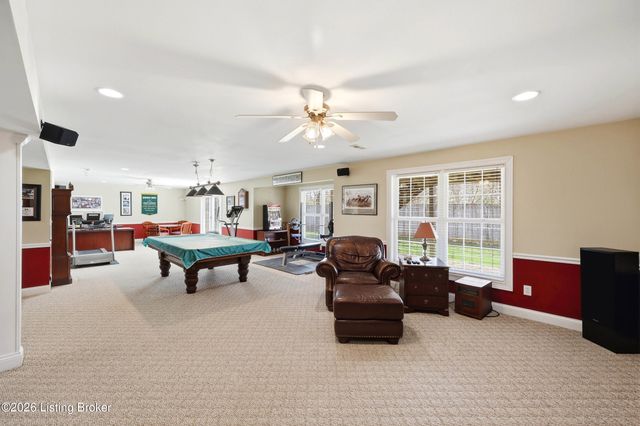 3512 Woodmont Park Ln, Louisville, KY 40245