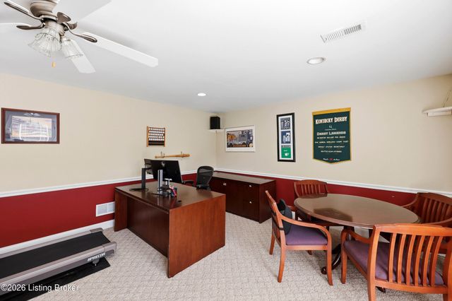 3512 Woodmont Park Ln, Louisville, KY 40245