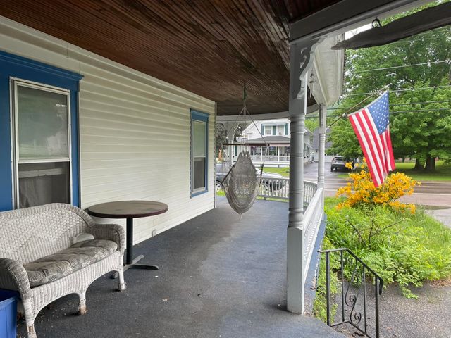 127 Main Street, Cambridge, VT 05464