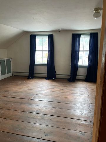 127 Main Street, Cambridge, VT 05464