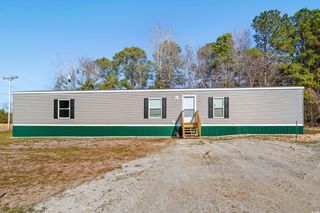1822 Log Cabin Rd., Loris, SC 29569
