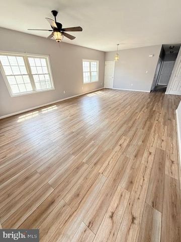 14226 SHELBY CIR, Hagerstown, MD 21740