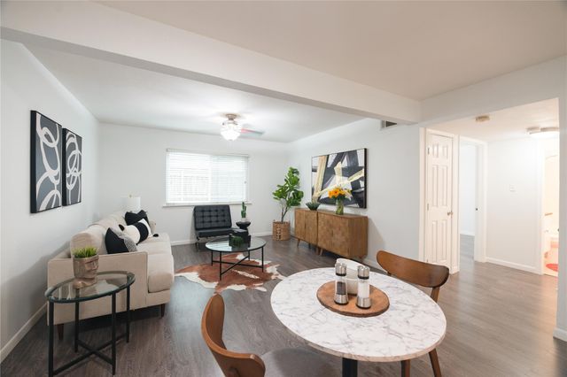 4209 Burnet RD 106, Austin, TX 78756