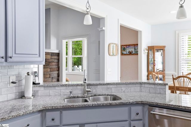 710 Man Of War Court, Inman, SC 29349