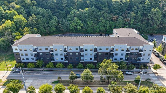 782 Riverfront Parkway 318, Chattanooga, TN 37402