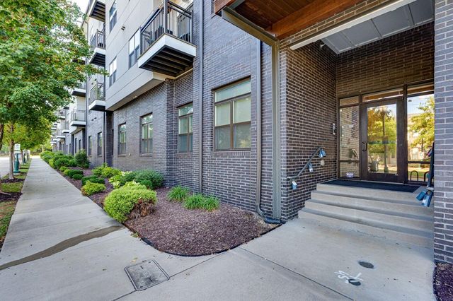 782 Riverfront Parkway 318, Chattanooga, TN 37402