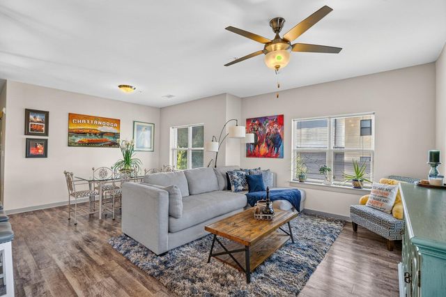782 Riverfront Parkway 318, Chattanooga, TN 37402