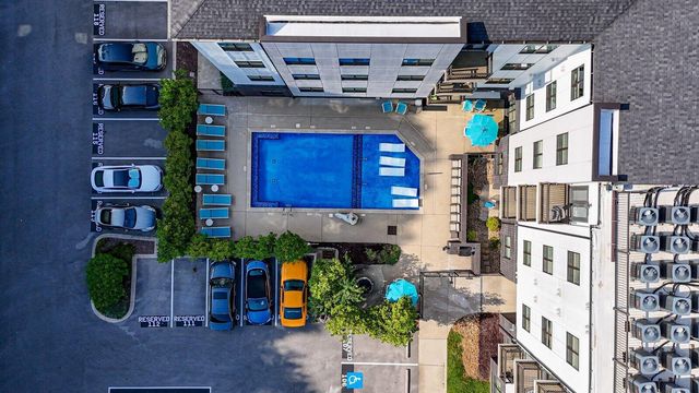 782 Riverfront Parkway 318, Chattanooga, TN 37402