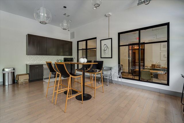 782 Riverfront Parkway 318, Chattanooga, TN 37402