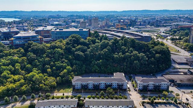 782 Riverfront Parkway 318, Chattanooga, TN 37402