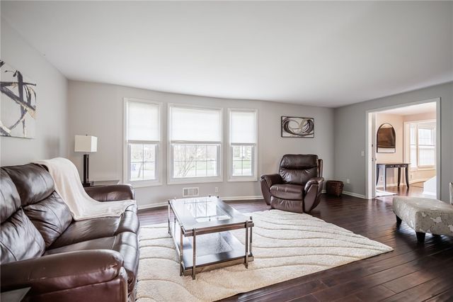 78 Phaeton Drive, Penfield, NY 14526