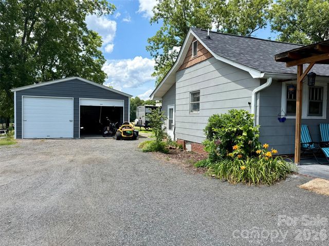 370 Buck Drive, Salisbury, NC 28146