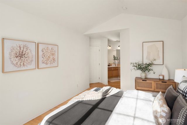 18544 NE 57th Street, Redmond, WA 98052