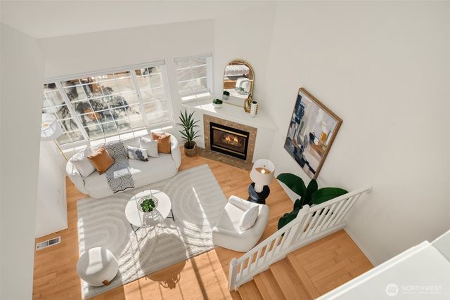 18544 NE 57th Street, Redmond, WA 98052