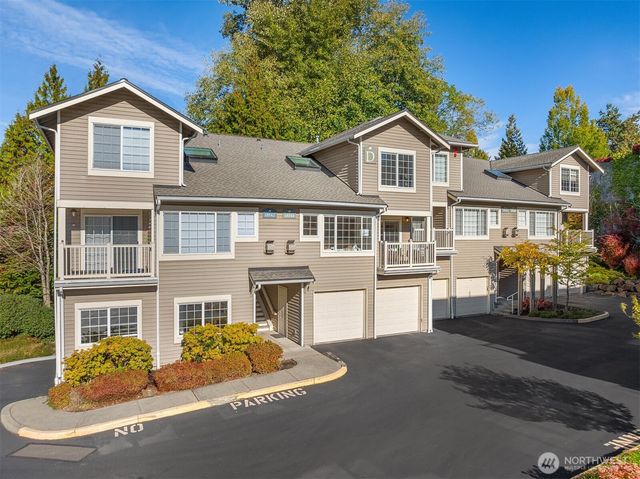 18544 NE 57th Street, Redmond, WA 98052