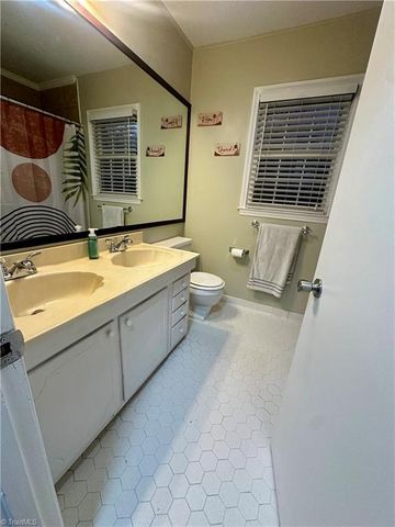 1825 Johnson Street B, High Point, NC 27262