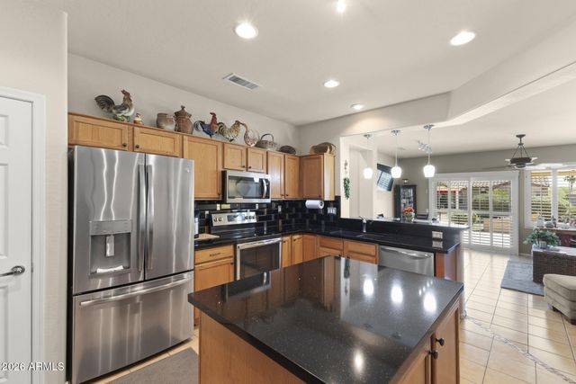 21039 N VISTA Trail, Surprise, AZ 85387