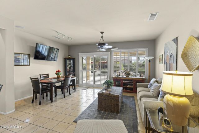 21039 N VISTA Trail, Surprise, AZ 85387