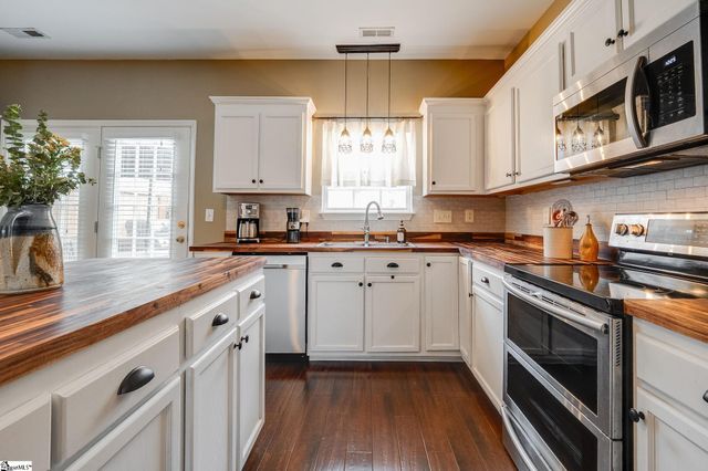 417 Canewood Place, Mauldin, SC 29662