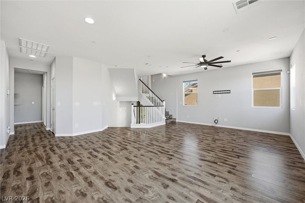 924 Tasker Pass Avenue, Henderson, NV 89012 — photo 5