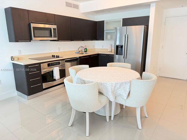 90 SW 3rd Street 1416, Miami, FL 33130