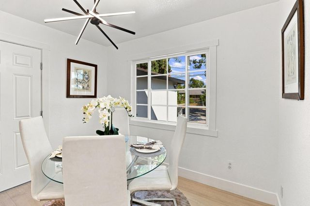 647 Scott Avenue, Redwood City, CA 94063
