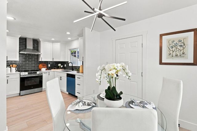 647 Scott Avenue, Redwood City, CA 94063