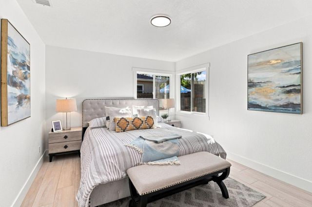 647 Scott Avenue, Redwood City, CA 94063