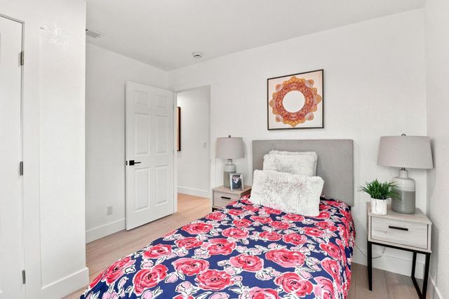 647 Scott Avenue, Redwood City, CA 94063