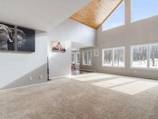 15419 Lake Avenue, Brainerd, MN 56401