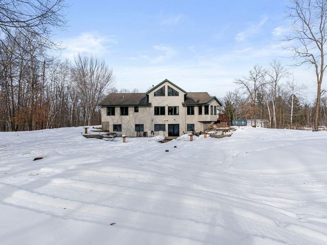 15419 Lake Avenue, Brainerd, MN 56401