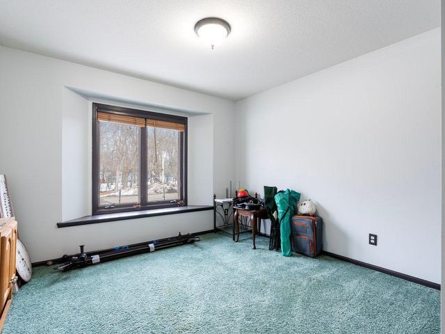 15419 Lake Avenue, Brainerd, MN 56401