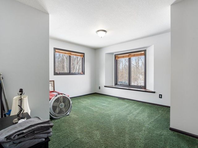 15419 Lake Avenue, Brainerd, MN 56401