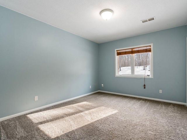 15419 Lake Avenue, Brainerd, MN 56401