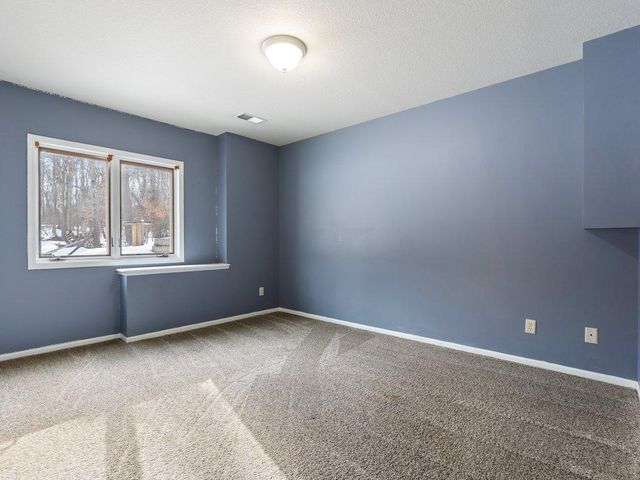 15419 Lake Avenue, Brainerd, MN 56401