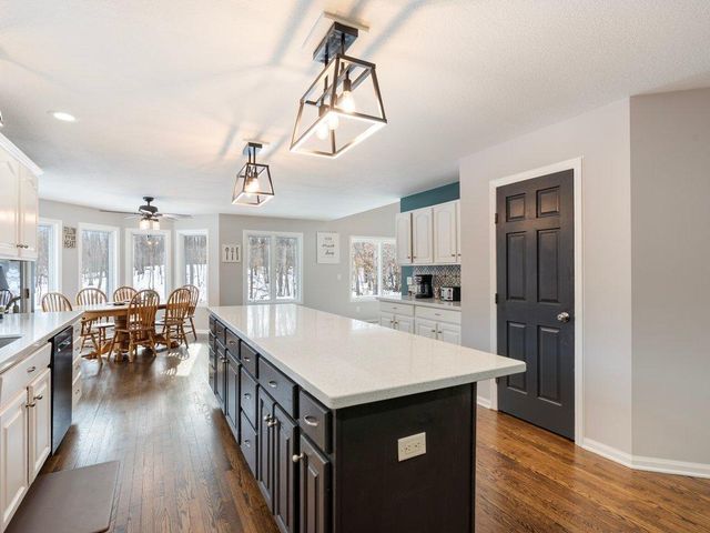 15419 Lake Avenue, Brainerd, MN 56401