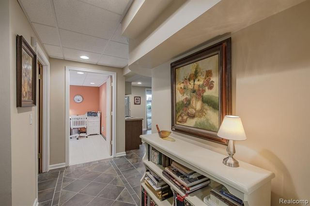 2411 Farmbrook Trail, Oxford, MI 48370