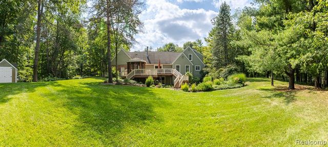 2411 Farmbrook Trail, Oxford, MI 48370