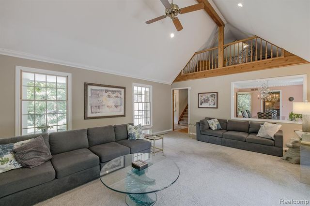 2411 Farmbrook Trail, Oxford, MI 48370