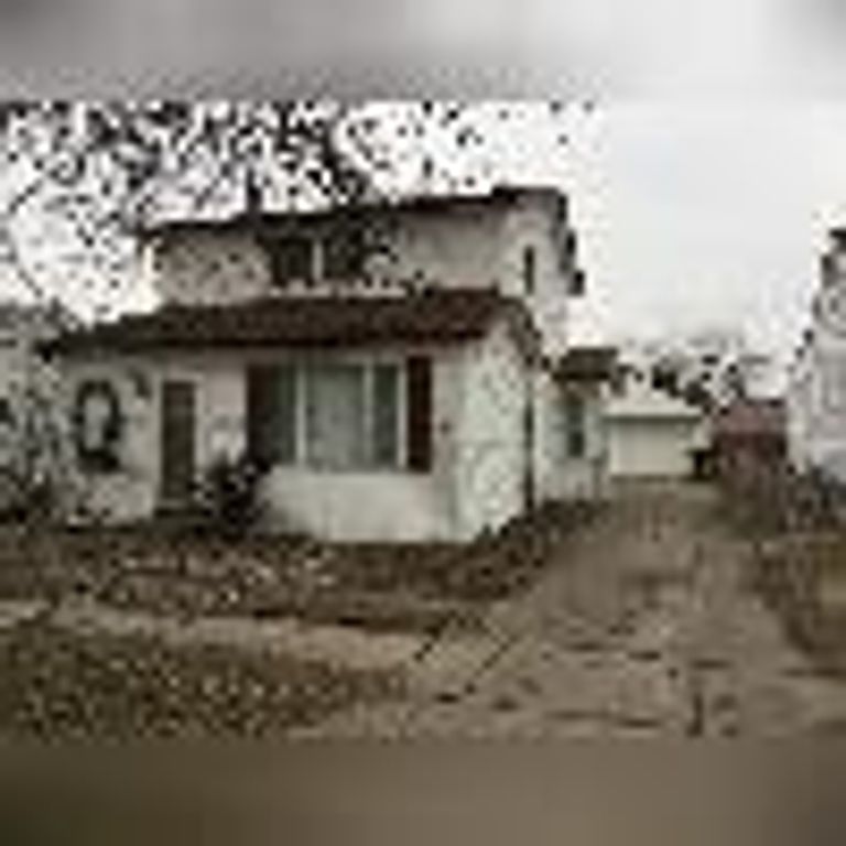 28034 Maple Street, Roseville City, MI 48066