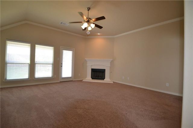 804 Willow Wood Drive, Saginaw, TX 76179
