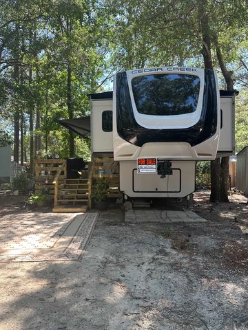 613 5th Ave. S, Myrtle Beach, SC 29577