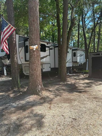613 5th Ave. S, Myrtle Beach, SC 29577