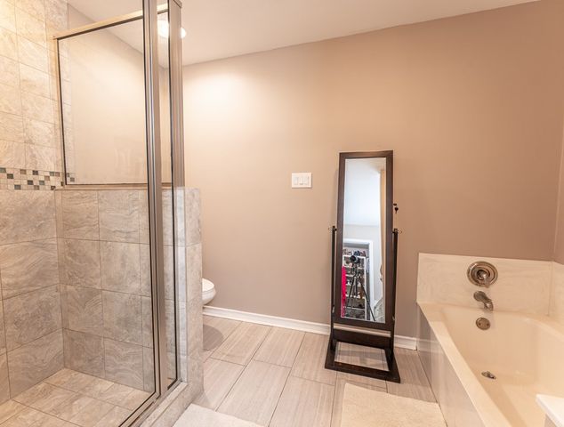 117 Holly Hill Dr, Ingram, TX 78025