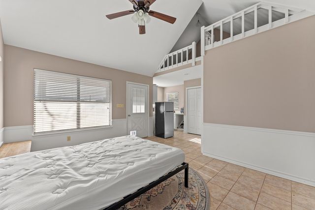 117 Holly Hill Dr, Ingram, TX 78025