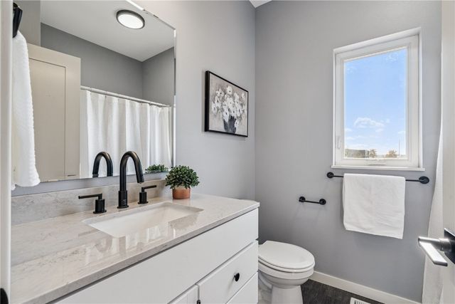 7113 Chenango Lane SW, Cedar Rapids, IA 52404