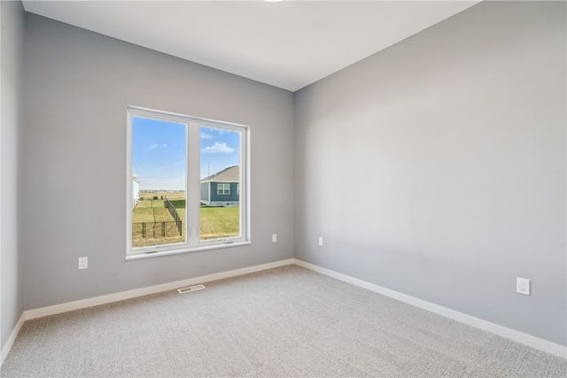 7113 Chenango Lane SW, Cedar Rapids, IA 52404